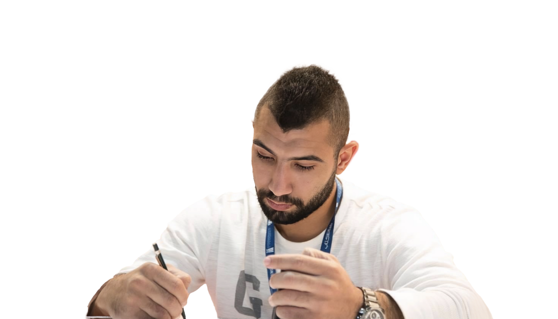 أشرف حسام